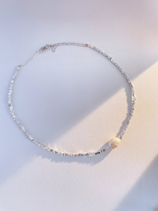 Square silver pearl necklace