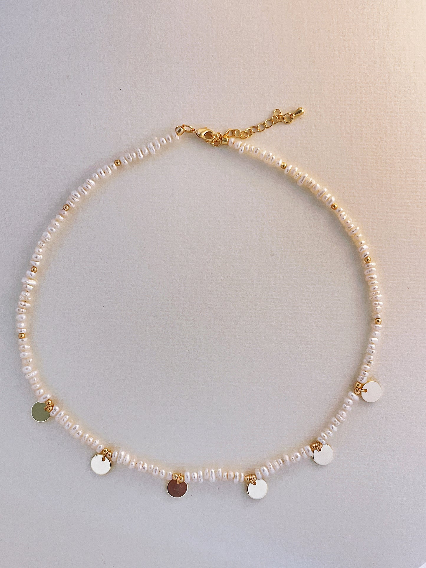 Small baroque pearl necklace