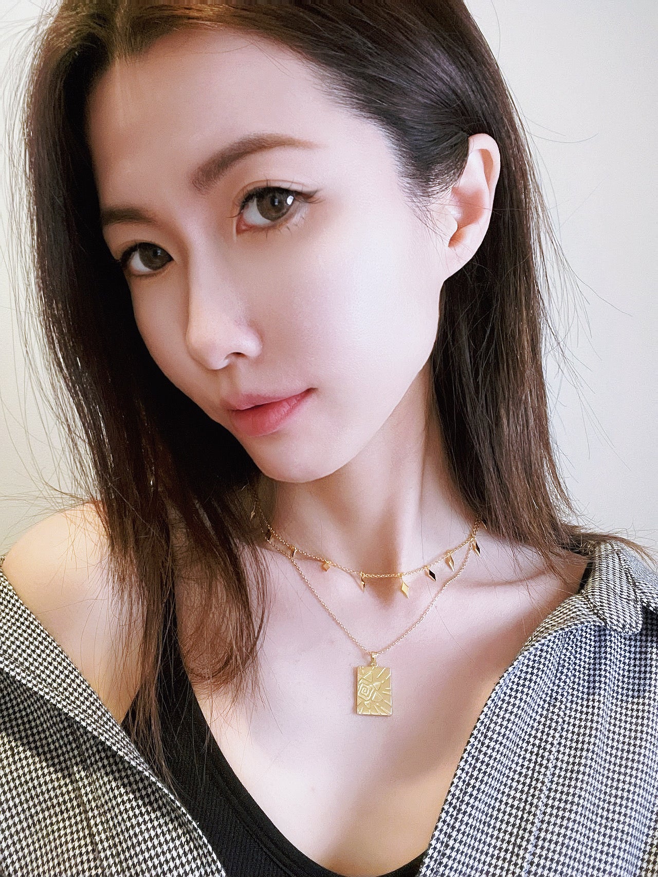 Bright silver necklace