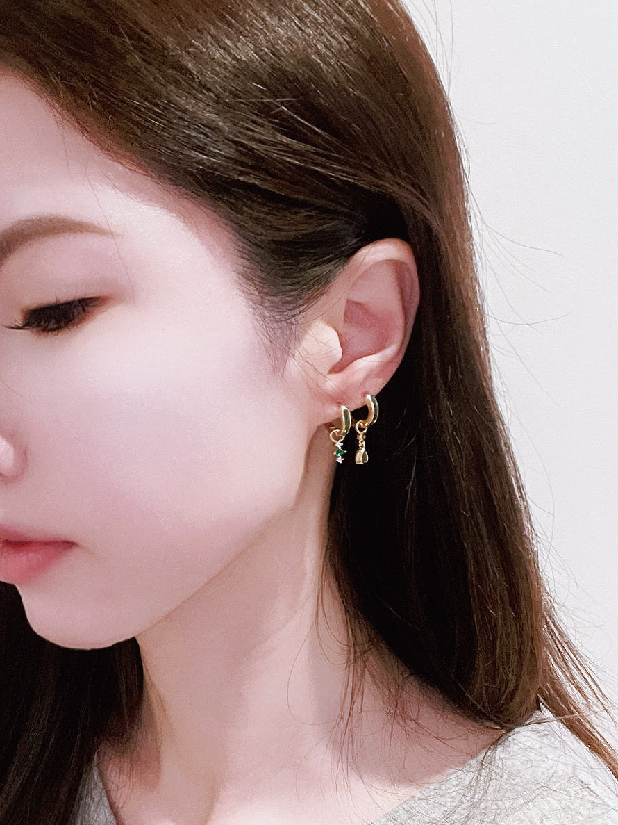 Zircon hoops