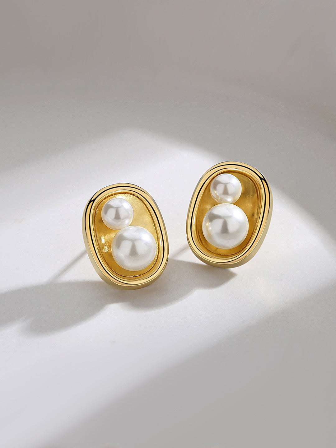 Classic pearl Earrings