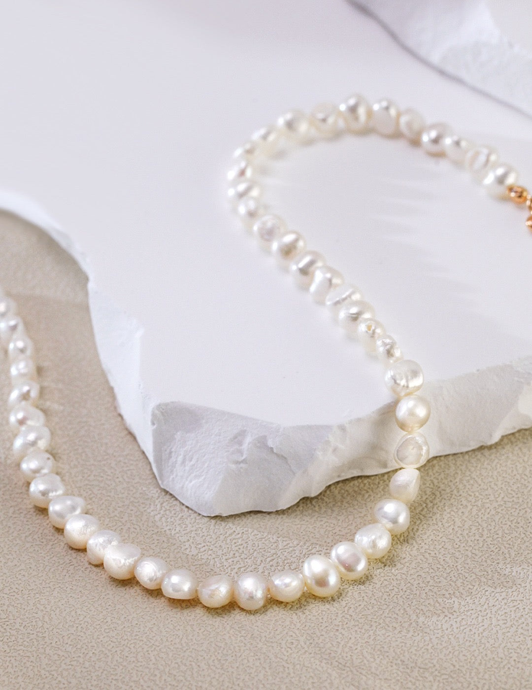 Classic baroque pearl necklace