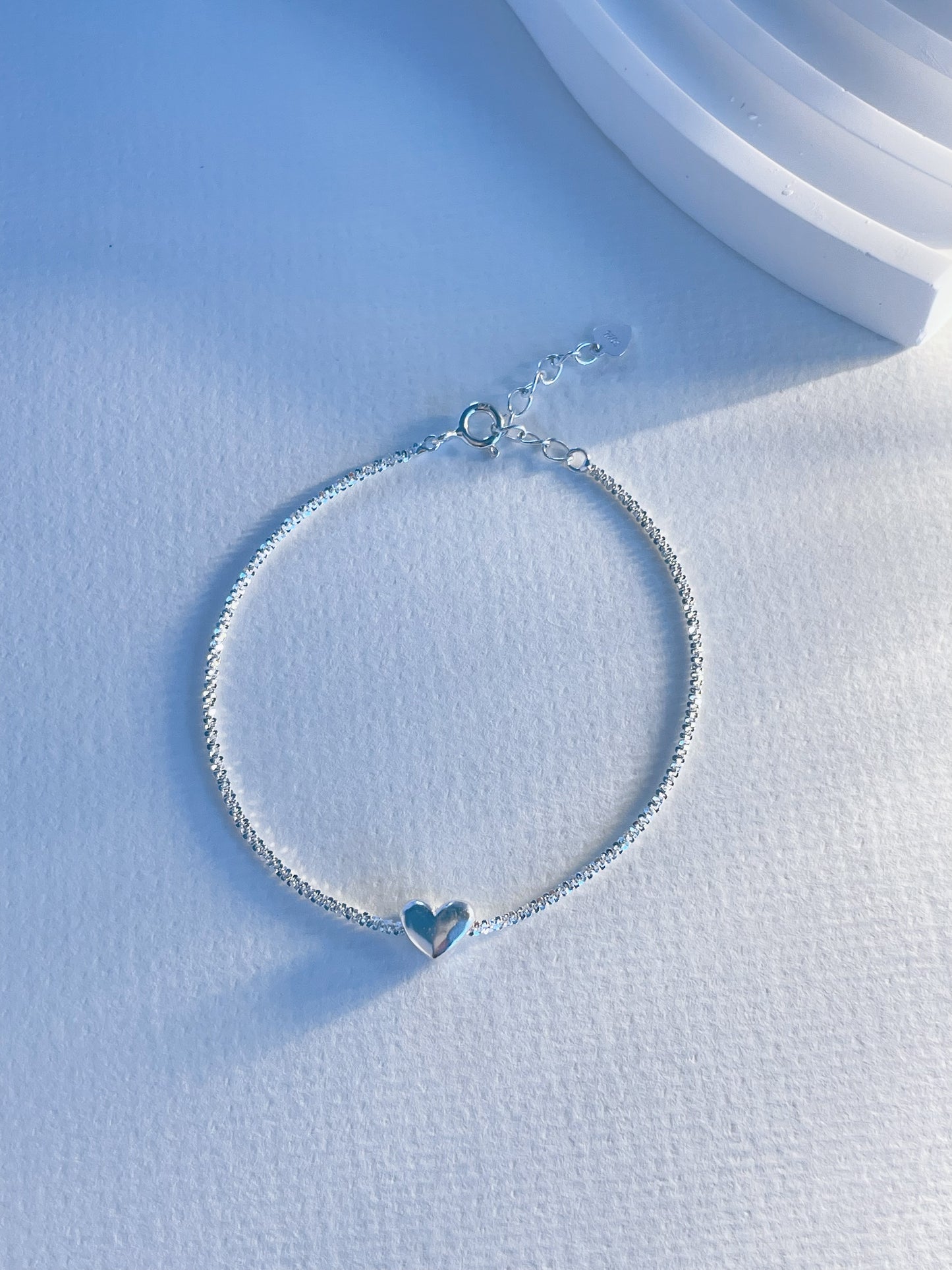 Heart shaped sparkling bracelet