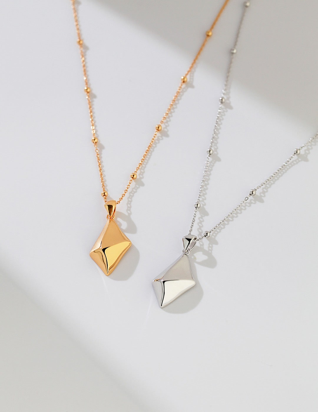 Twisted Quadrilateral Necklace